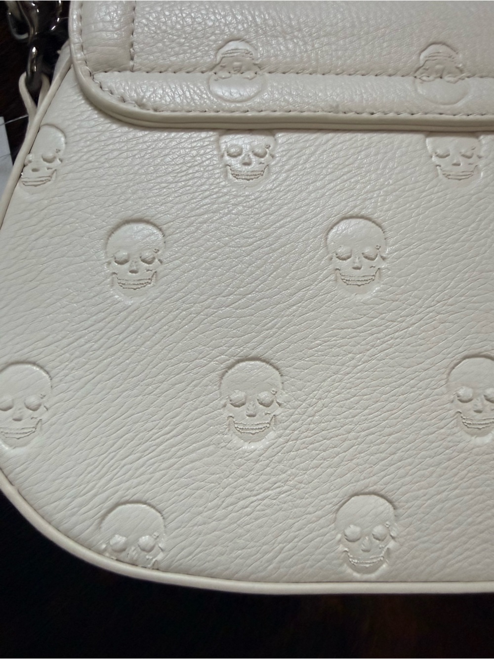 Betsy Johnson Skull Embossed Leather Crossbody Bag New with Tag - Picture 8 of 8